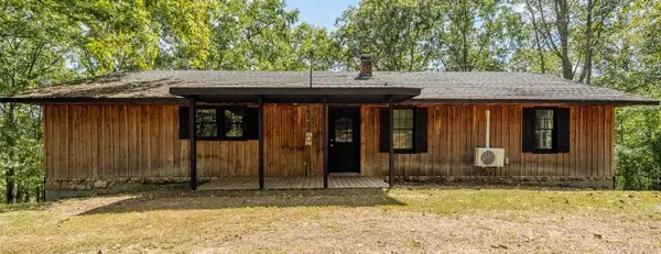 1317 Shawnettee Rd, Collinwood, TN 38450