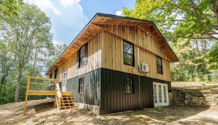 1317 Shawnettee Rd, Collinwood, TN 38450 - #3