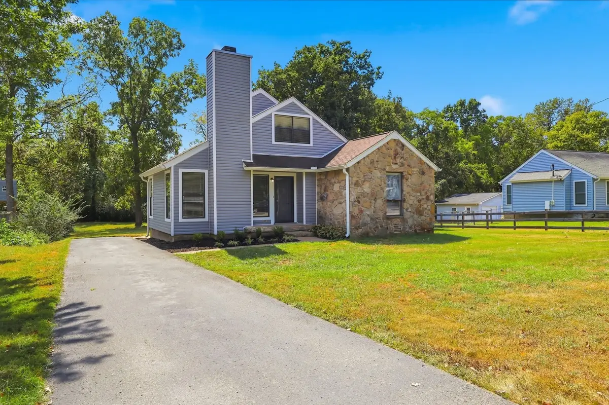 342 Sunrise Cir, Mount Juliet, TN 37122 - #1
