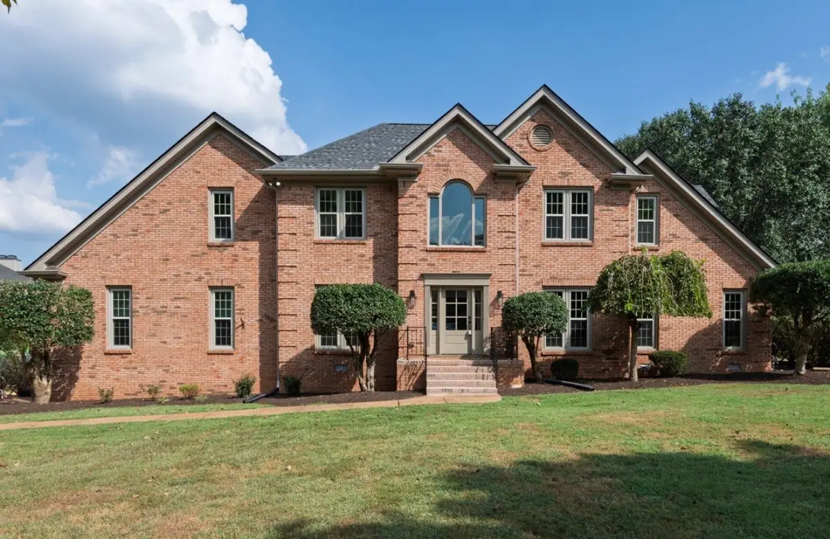 2202 Chadwick Ct, Mount Juliet, TN 37122 - #1