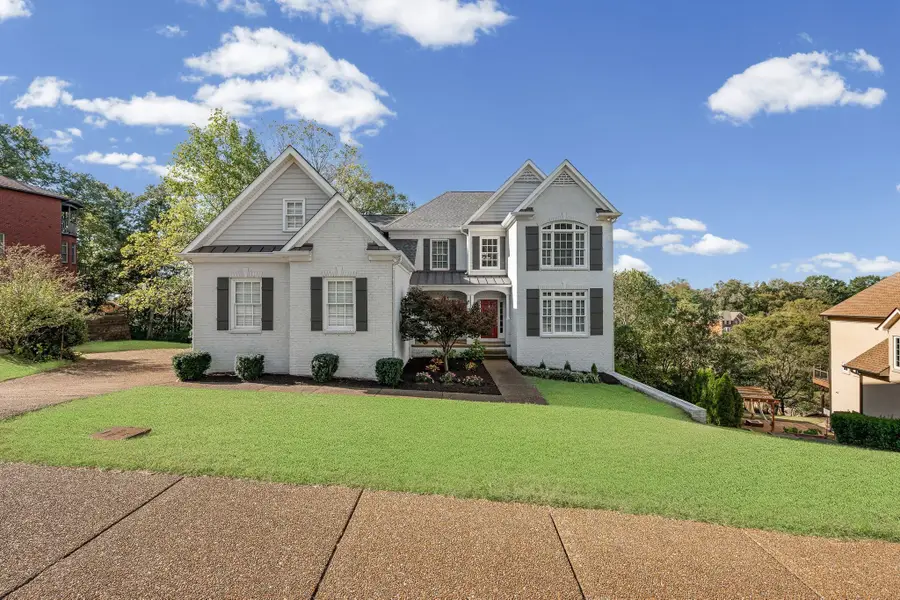 6040 Woodland Hills Dr, Nashville, TN 37211 - #2