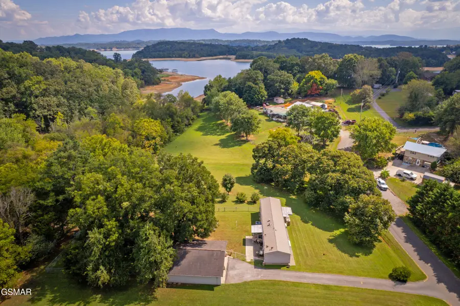 1420 Martha Dandridge Circle, Dandridge, TN 37725 - #2