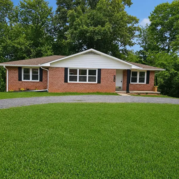 250 E 16th St E, Cookeville, TN 38501
