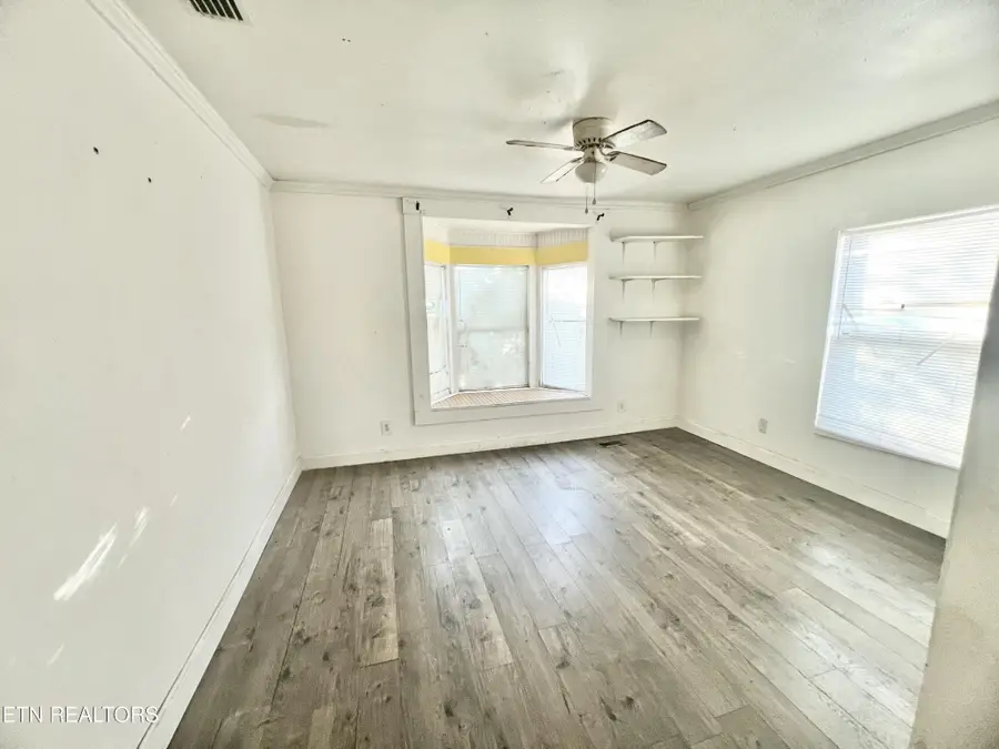 1900 Victoria Ave, Knoxville, TN 37915 - #3