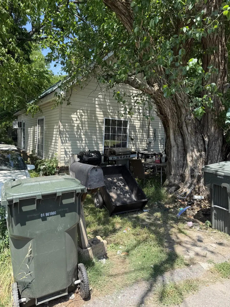 304 20th Ave E, Springfield, TN 37172 - #2