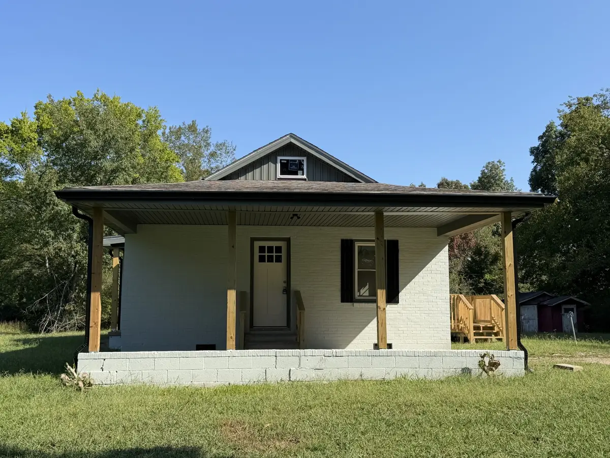 3015 Greenhill Dr, Centerville, TN 37033 - #1