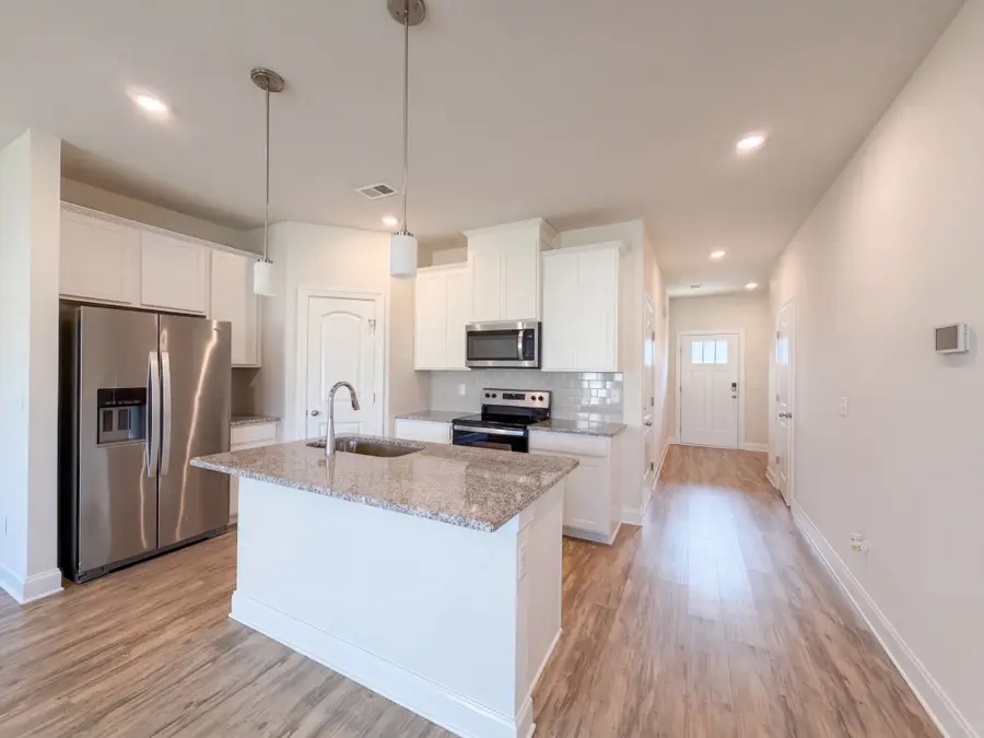 952 Oak Ridge Ln, Columbia, TN 38401 - #2