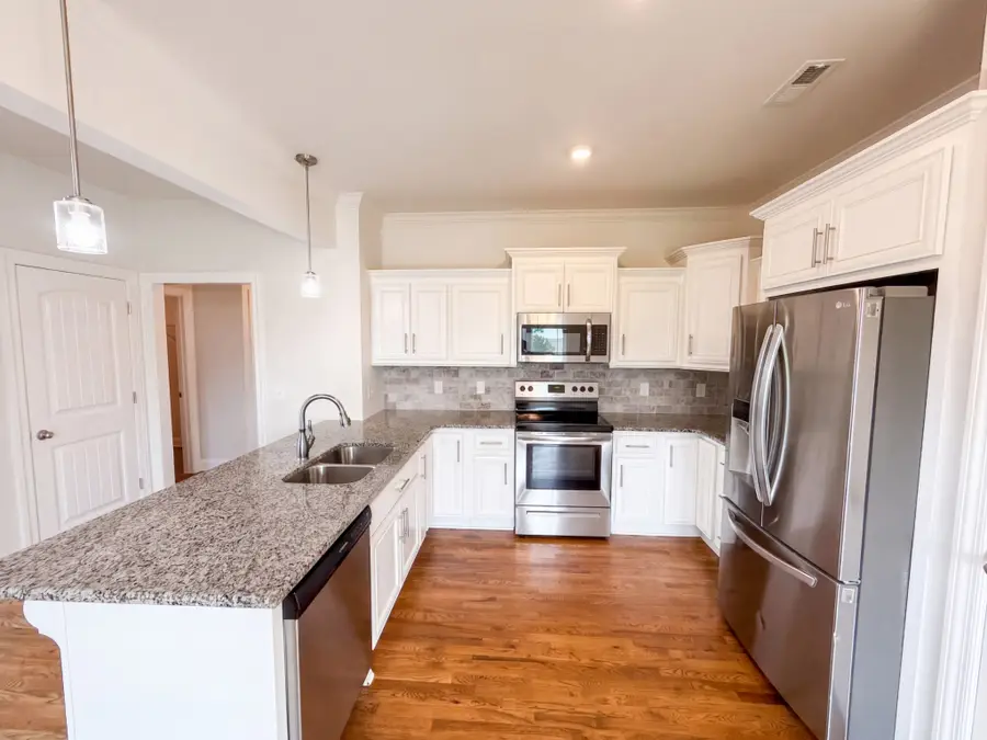 5152 Cedar Retreat Dr, Murfreesboro, TN 37129 - #2