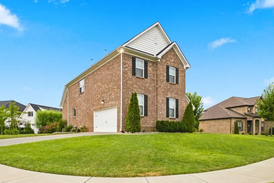 143 Compton St, Gallatin, TN 37066 - #2