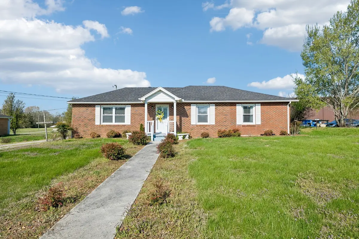 247 Edgewood St, Alexandria, TN 37012 - #1