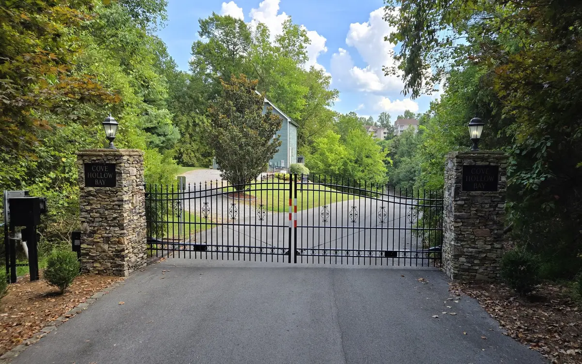 701 Harbor Dr, Lancaster, TN 38569 - #1
