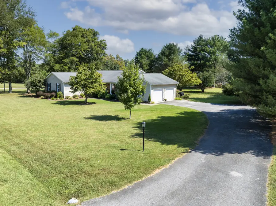 735 Shadowbrook Rd, Winchester, TN 37398 - #3