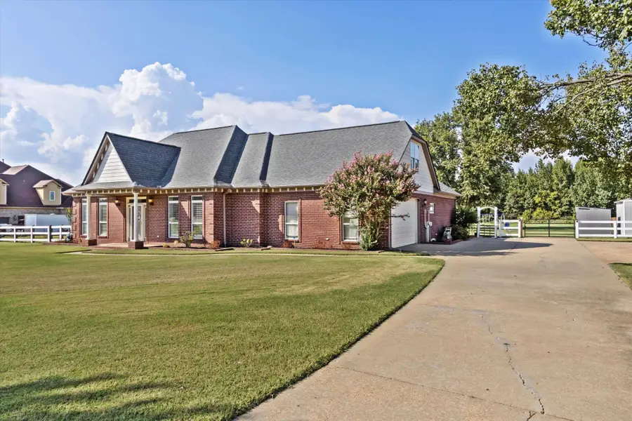 9530 Bolton Estates Rd, Millington, TN 38053 - #2