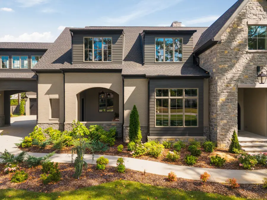 226 Williamsburg Cir, Brentwood, TN 37027 - #2