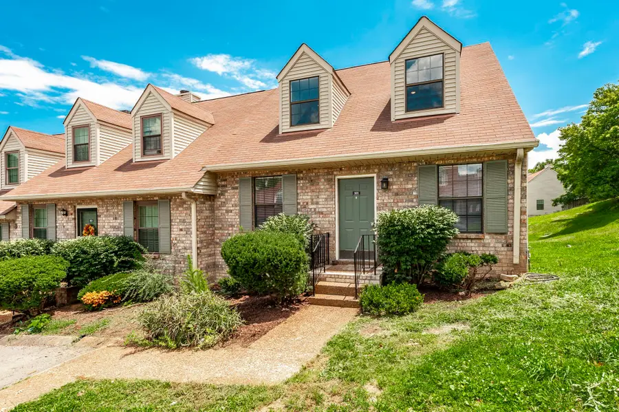101 Deerpoint Ln, Hendersonville, TN 37075 - #2