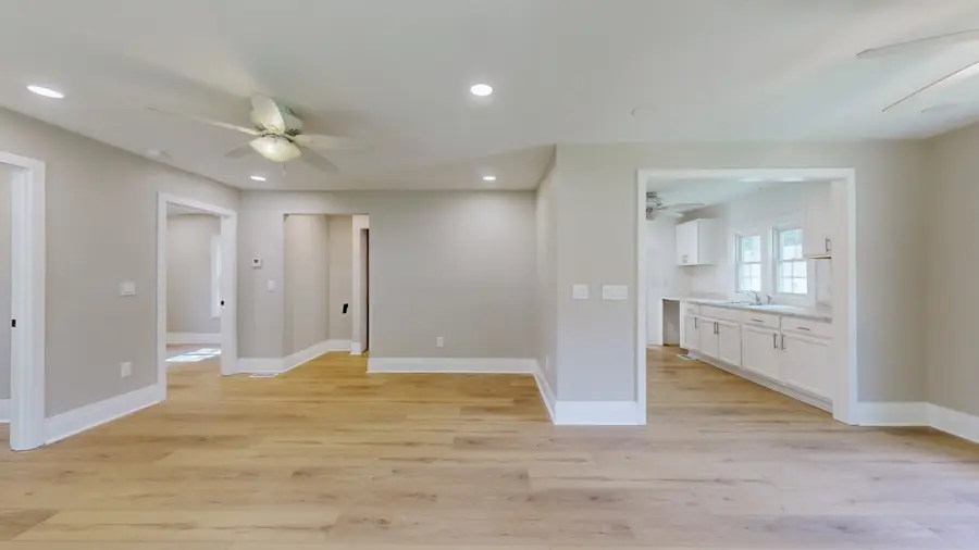 424 Laura Ave, Winchester, TN 37398 - #3