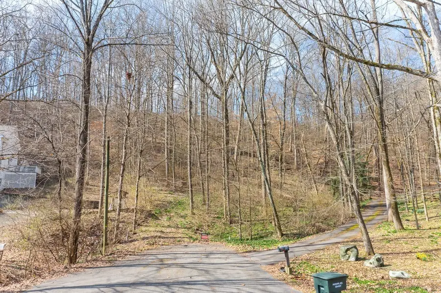 1021 Harpeth Valley Ct, Nashville, TN 37221 - #3