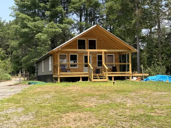 165 Barkers Circle, Copperhill, TN 37317