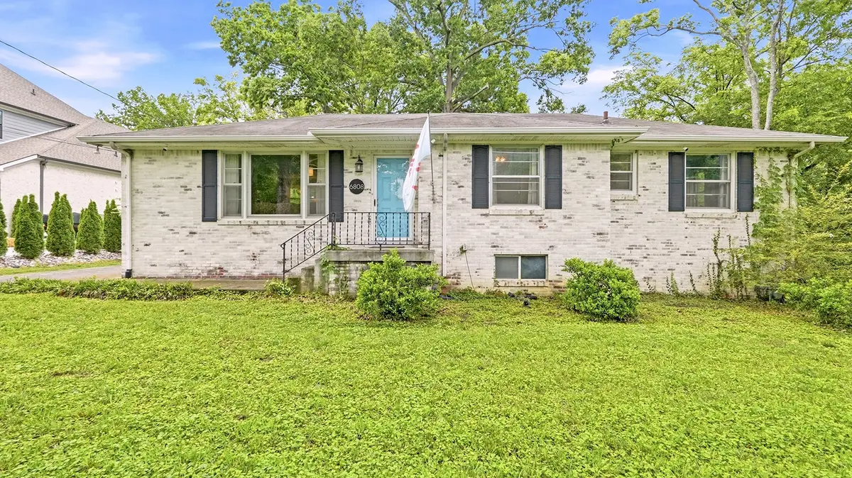 6808 Fleetwood Dr, Nashville, TN 37205 - #1