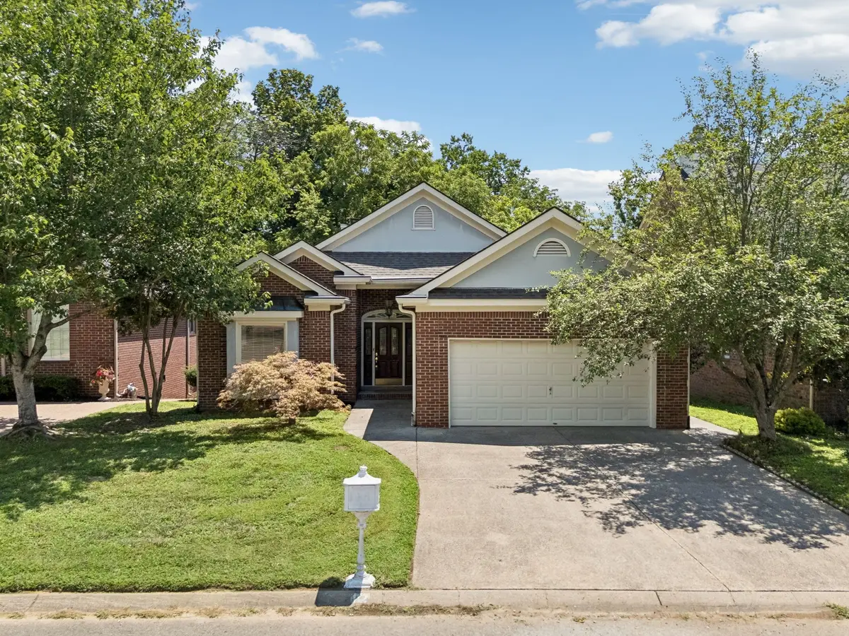 112 Chuzzlewit Down, Brentwood, TN 37027 - #1