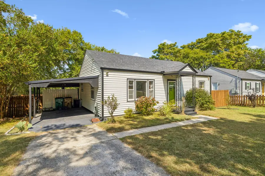 637 Carmel Ave, Madison, TN 37115 - #3