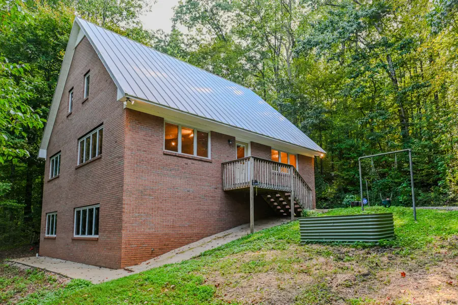360 Long Branch Rd, Lawrenceburg, TN 38464 - #2