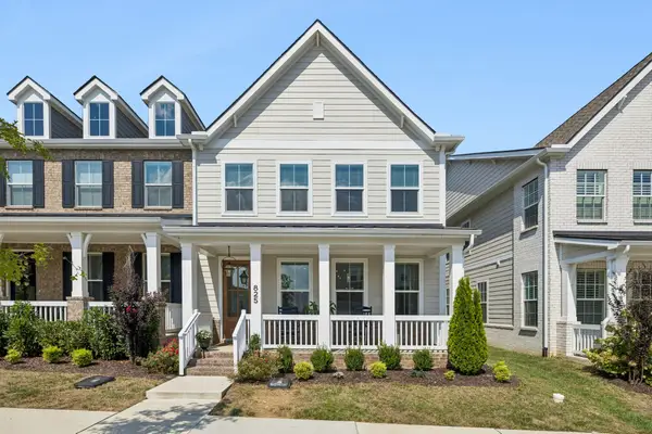 825 Braidwood Ln, Franklin, TN 37064