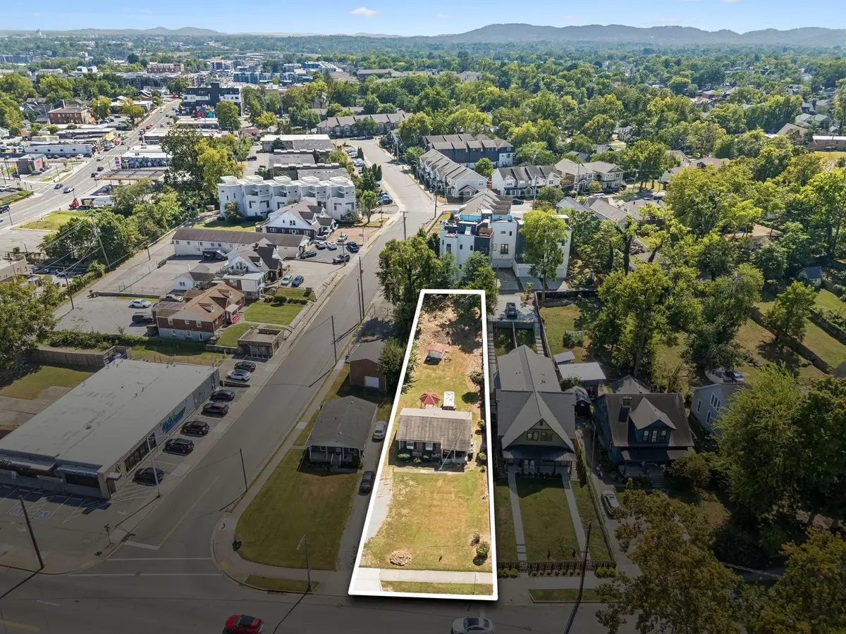 817 Acklen Ave, Nashville, TN 37203 - #1