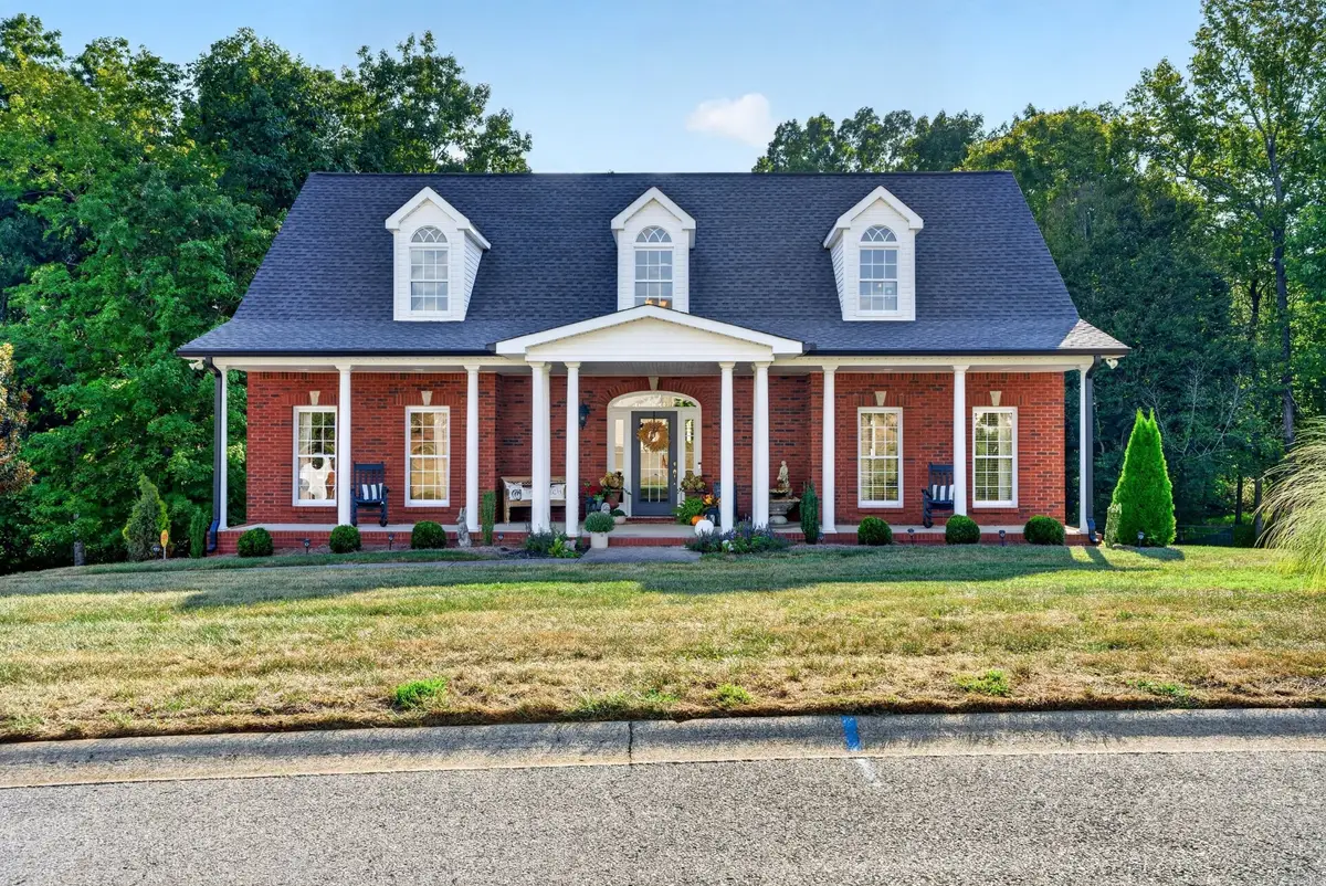 942 S Ridge Trl, Clarksville, TN 37043 - #1