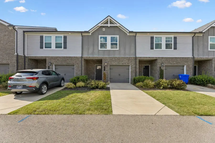 1017 Mckee Ct, Columbia, TN 38401 - #2
