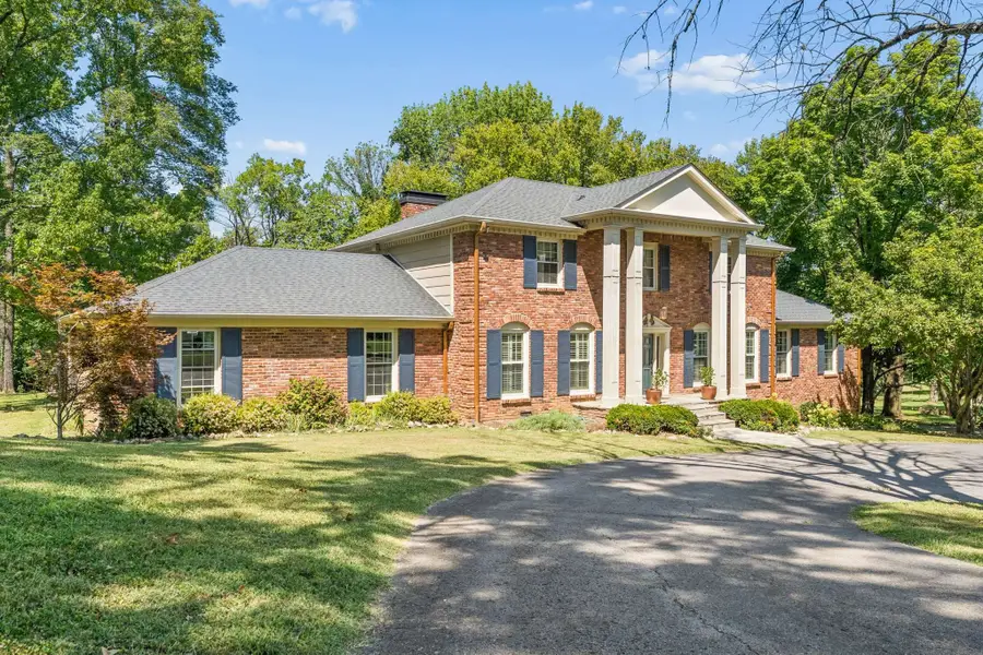 806 Willowdale Ct, Nashville, TN 37220 - #2