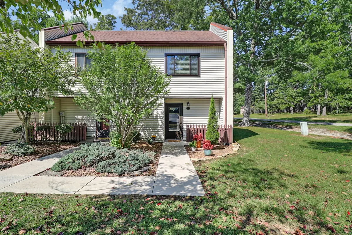 52 Wilshire Heights Dr, Crossville, TN 38558 - #1