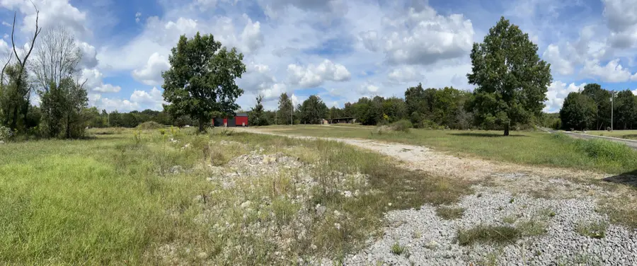 1171 Craig Moore Rd, Lewisburg, TN 37091 - #2