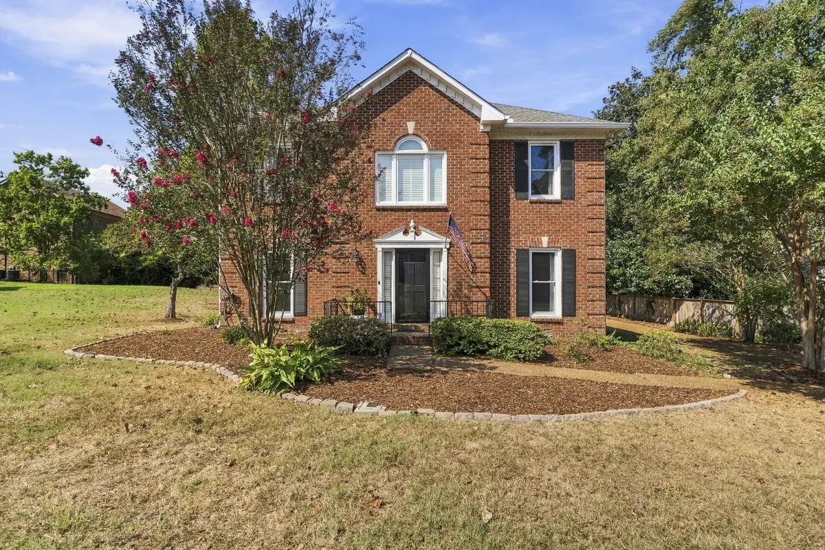 7305 River Park Dr, Nashville, TN 37221 - #1