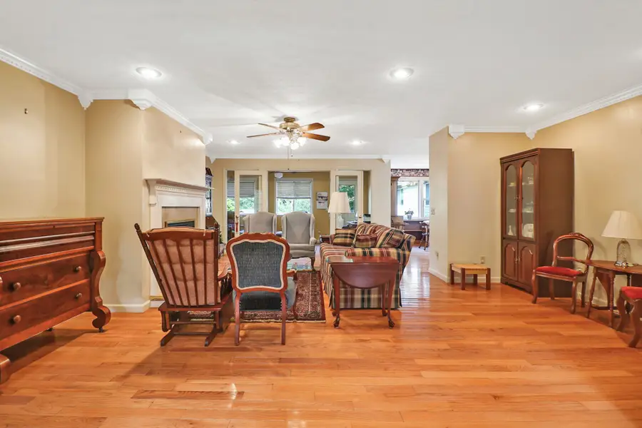 361 Creekway Dr, Crossville, TN 38555 - #3