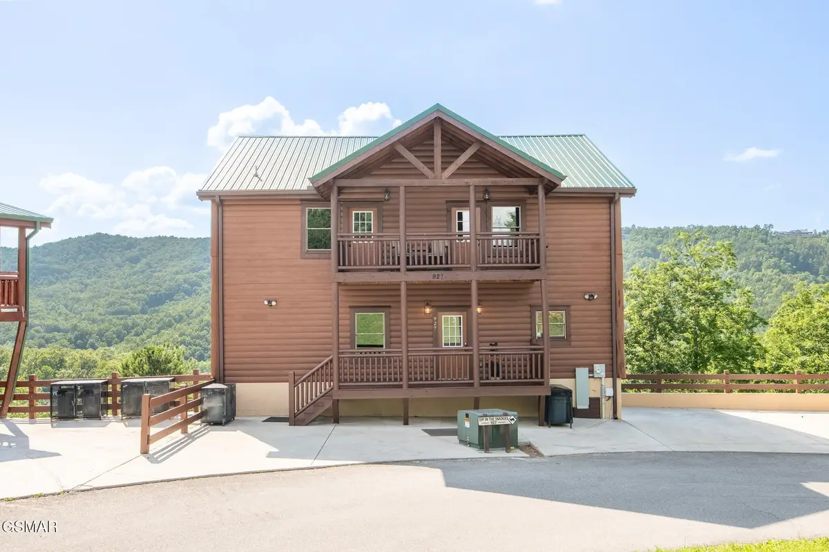 927 Street Of Dreams Way, Gatlinburg, TN 37738 - #1
