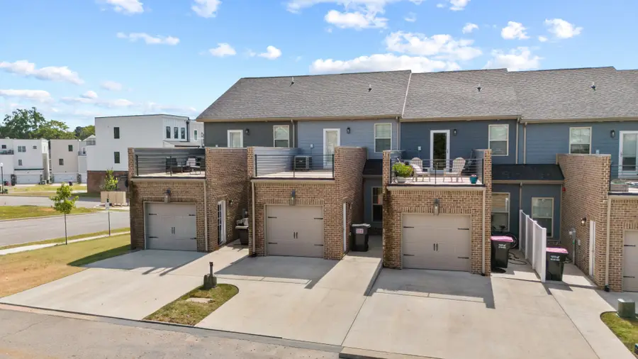 214 Franklin St, Pleasant View, TN 37146 - #3