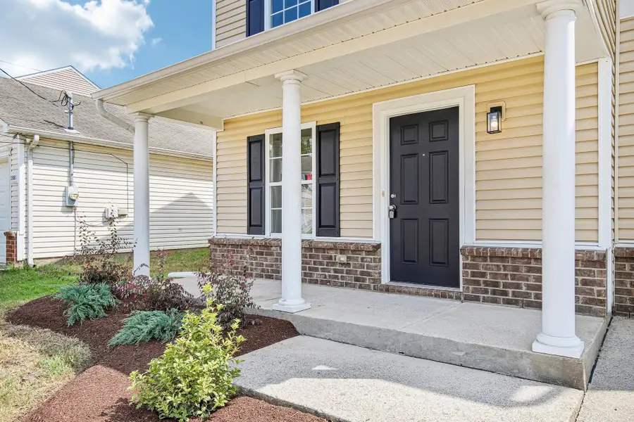 2883 Creekbend Dr, Nashville, TN 37207 - #2