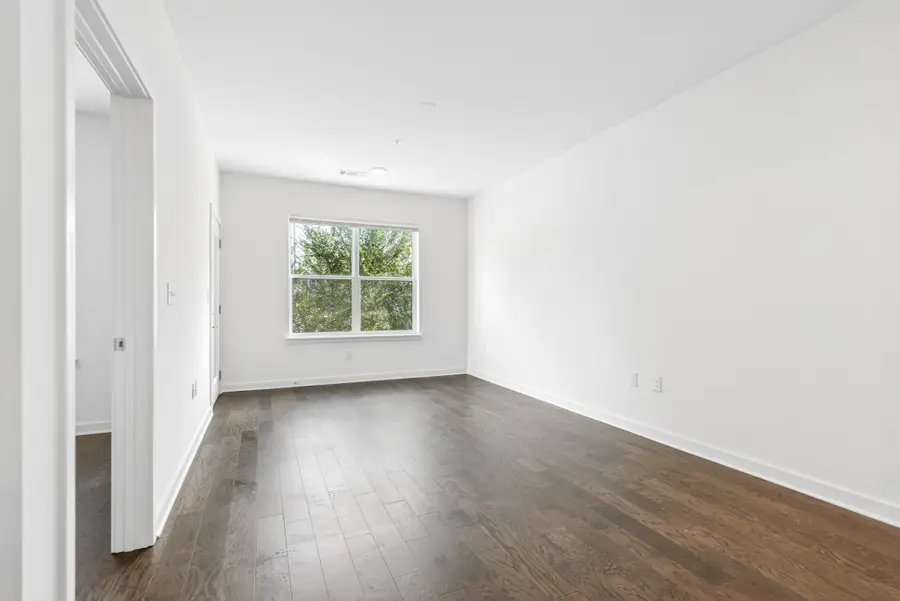 1677 54th Ave N #215, Nashville, TN 37209 - #2