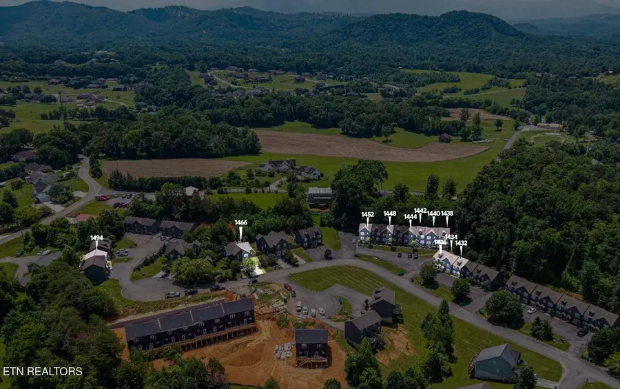 1434 William Holt Blvd, Sevierville, TN 37862 - #3