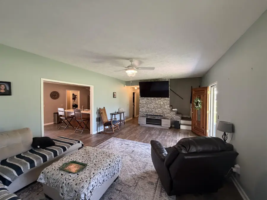 420 Brandi Dr, Savannah, TN 38372 - #2