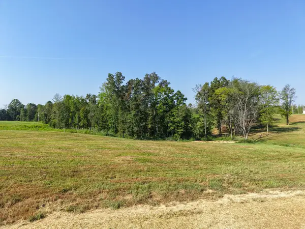 0 Bear Dr, Loretto, TN 38469