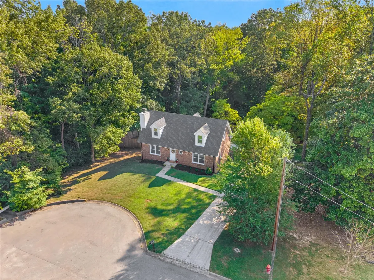 1035 Foxmoor Dr, Clarksville, TN 37042 - #1