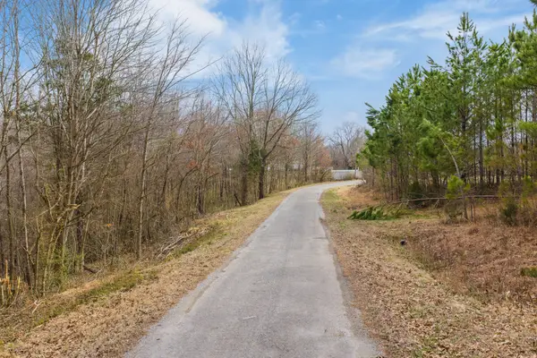 399 Kehrer Ln, Huntingdon, TN 38344