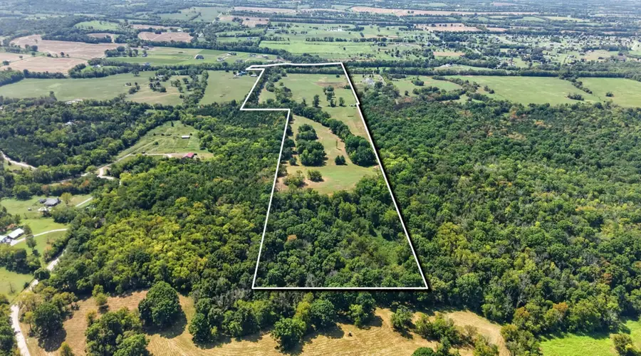 1289 Old Hopewell Rd, Castalian Springs, TN 37031 - #2