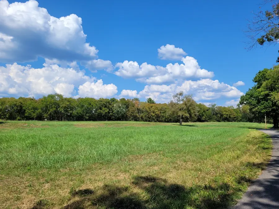 1289 Old Hopewell Rd, Castalian Springs, TN 37031 - #3