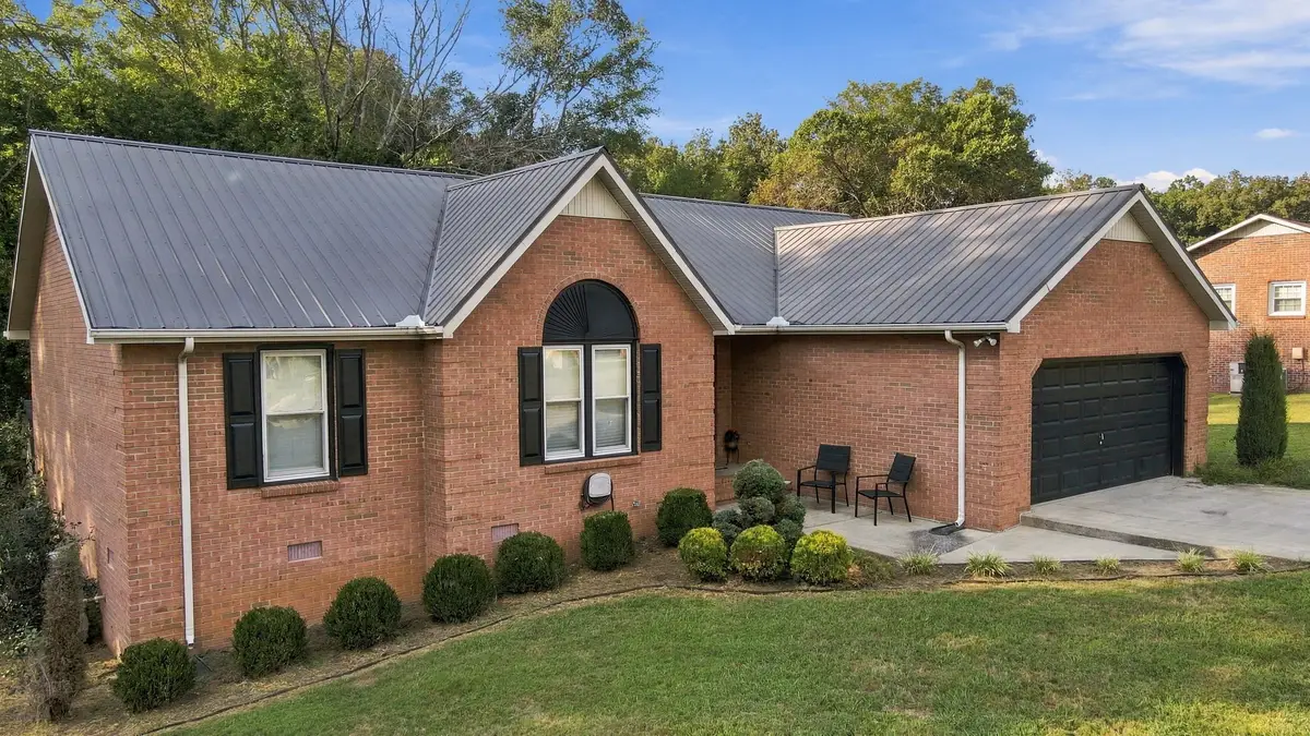 268 Timberlake Dr, Estill Springs, TN 37330 - #1