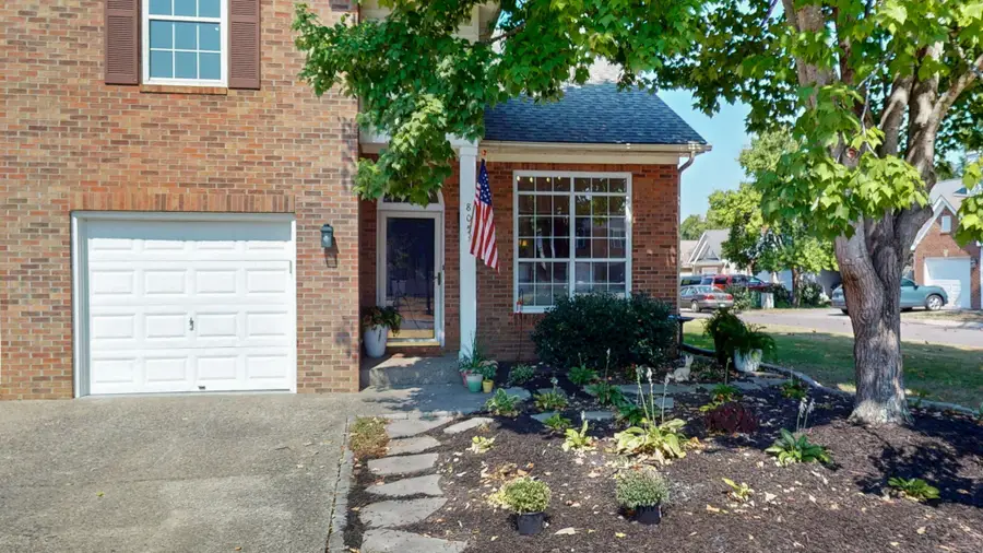 805 Brandyleigh Ct, Franklin, TN 37069 - #2