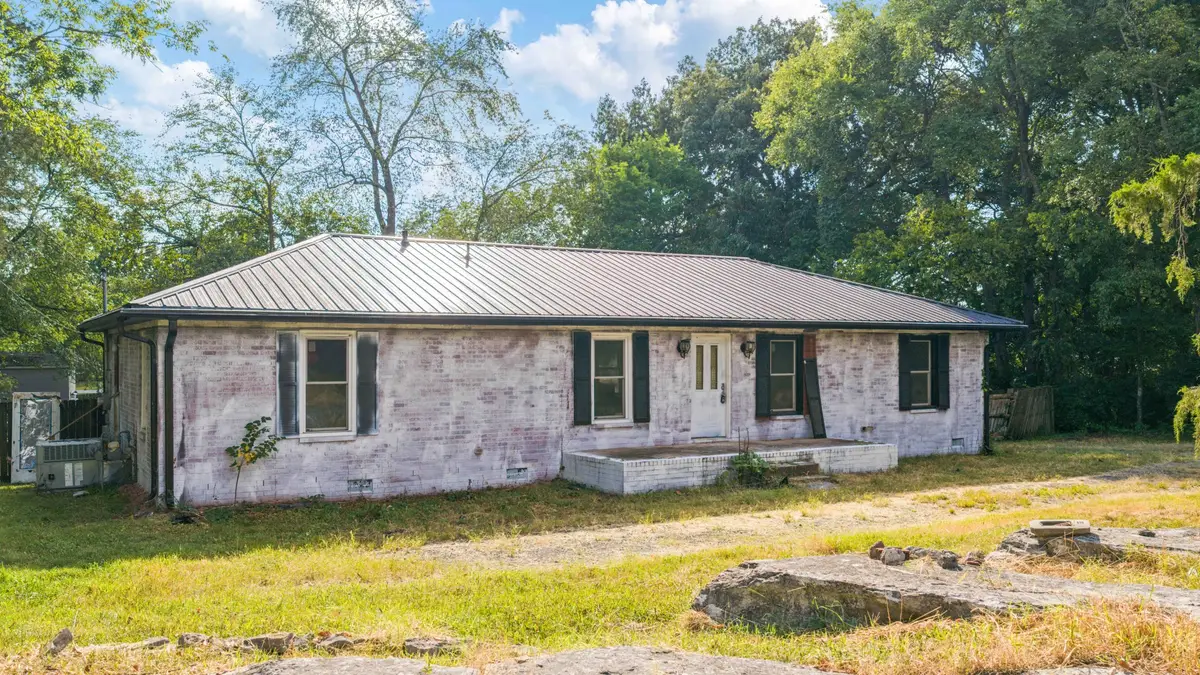 9709 Old Nashville Hwy, Smyrna, TN 37167 - #1