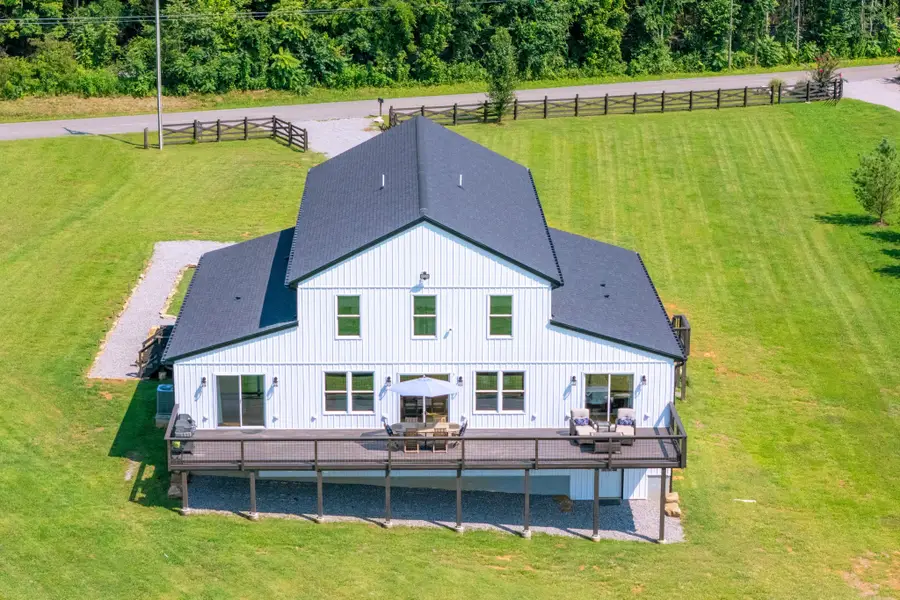 702 Starlight Rd, McMinnville, TN 37110 - #3